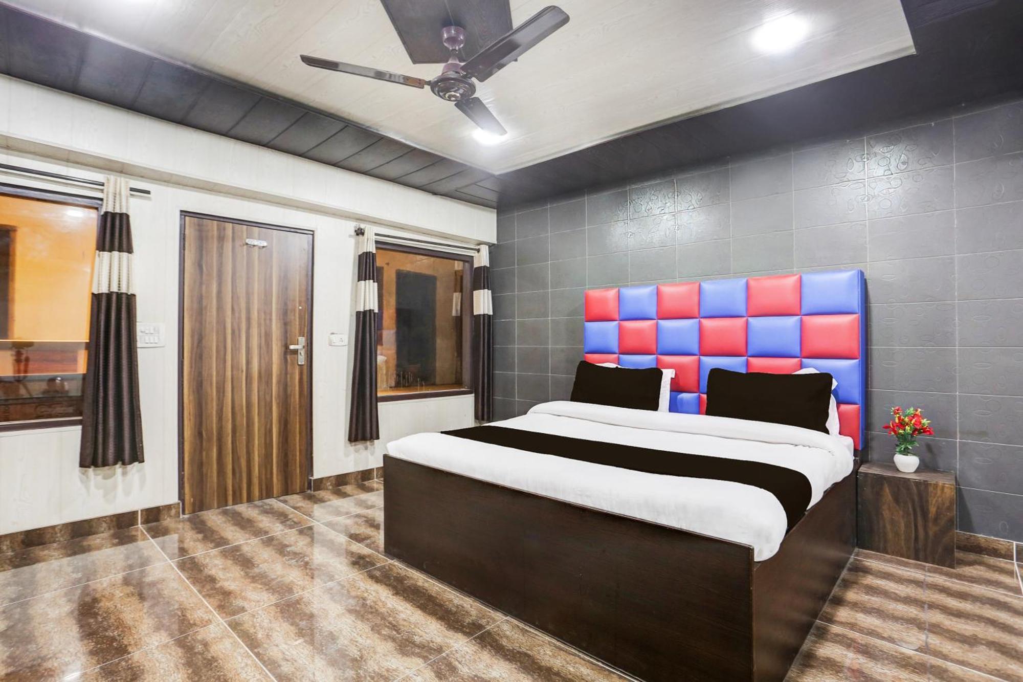 Super Townhouse Haibowal Chowk Ludhijána Exteriér fotografie